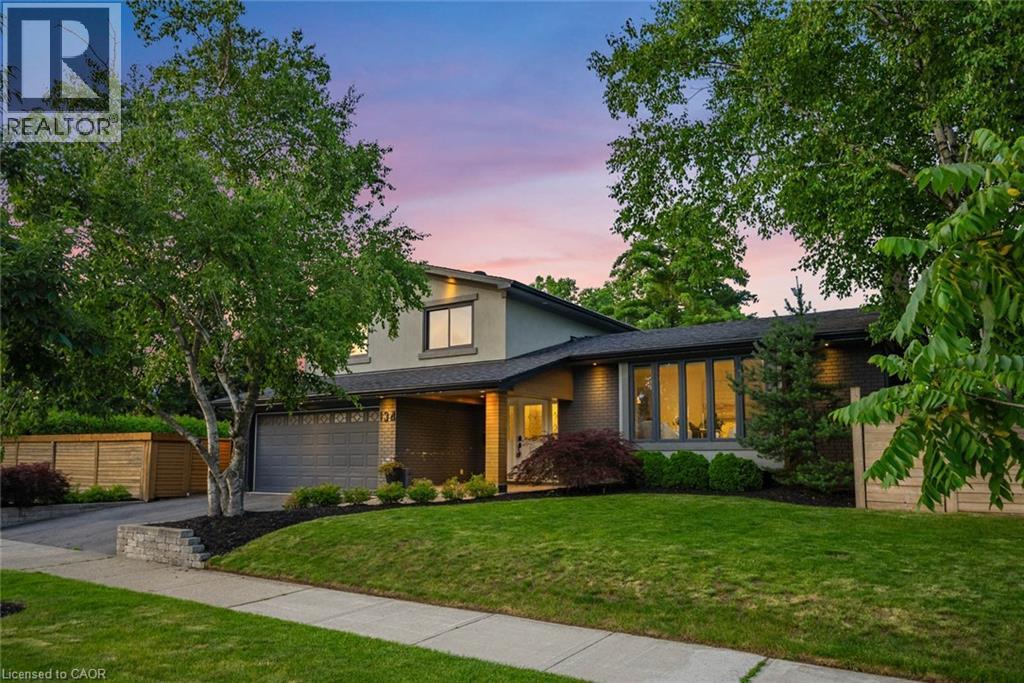134 FAIRWOOD Place W, Burlington, Ontario