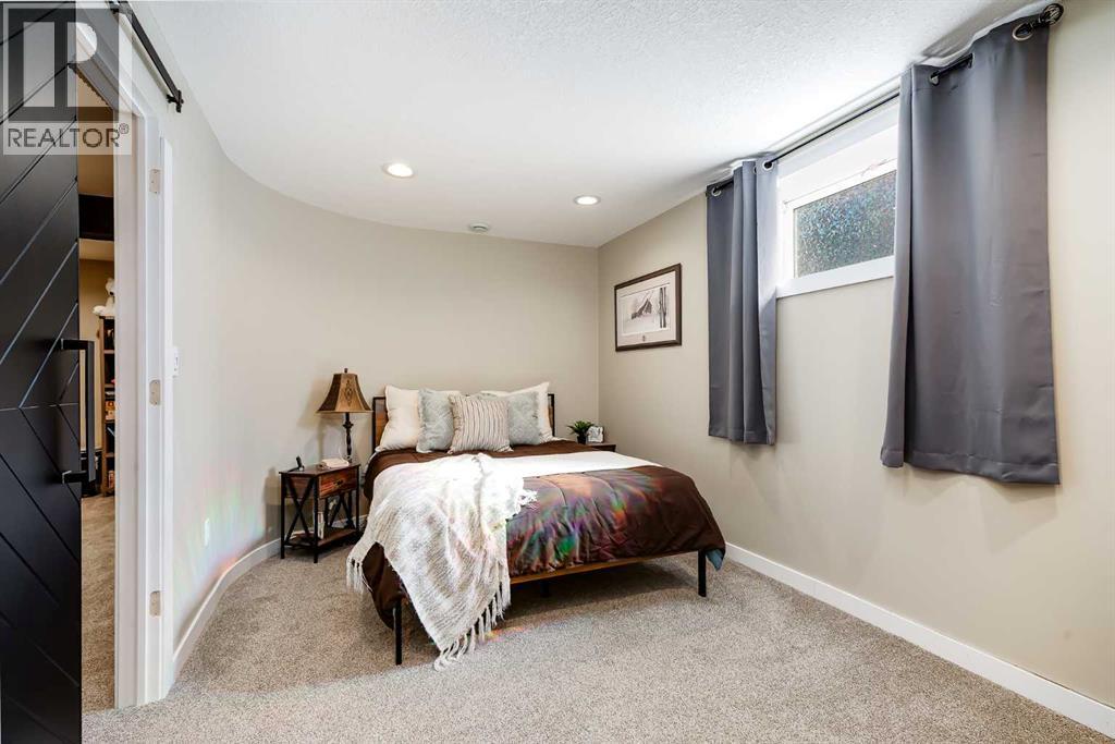 402 Fairways Mews NW, Airdrie, Alberta  T4B 2W9 - Photo 32 - A2333416