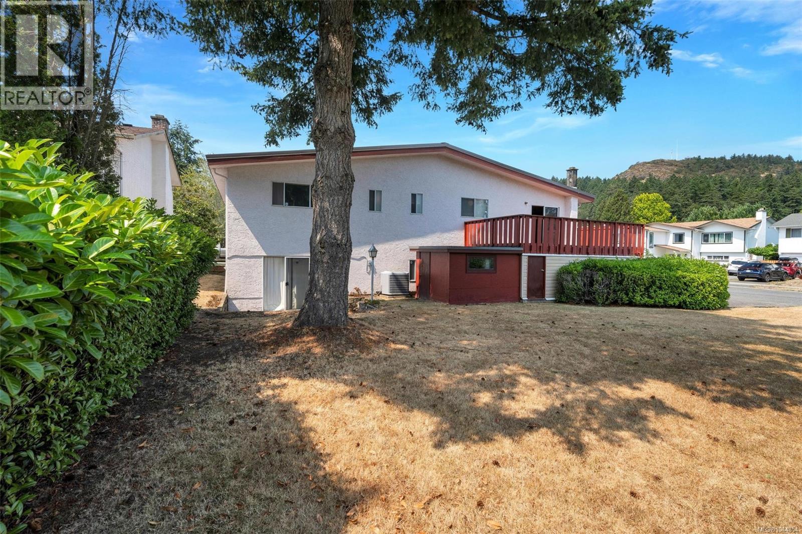 4333 Ramsay Pl, Saanich, British Columbia V8N 4Y8 - Photo 46 - 1044854