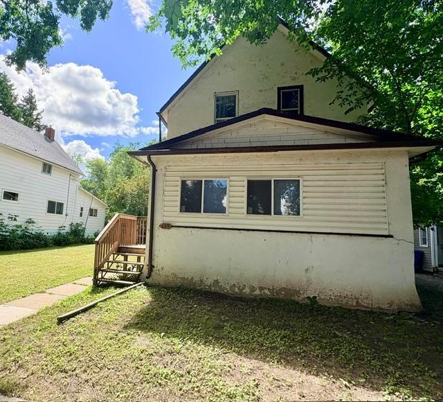 129 4th Avenue SW, Dauphin, Manitoba  R7N 1T8 - Photo 1 - 202619801