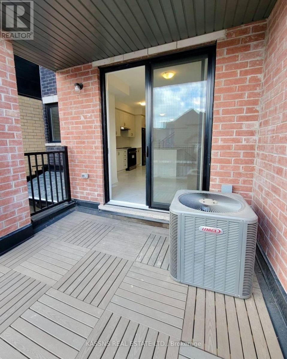 3305 Sixth Line, Oakville, Ontario  L6H 0Z6 - Photo 23 - W13599692