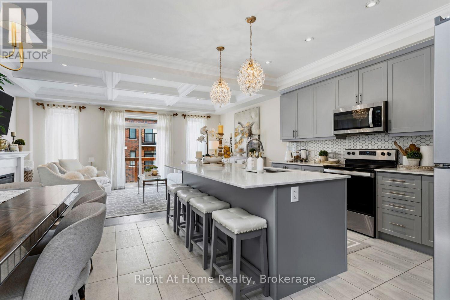 89 Elkington Crescent, Whitby, Ontario  L1P 0L7 - Photo 10 - E13651254