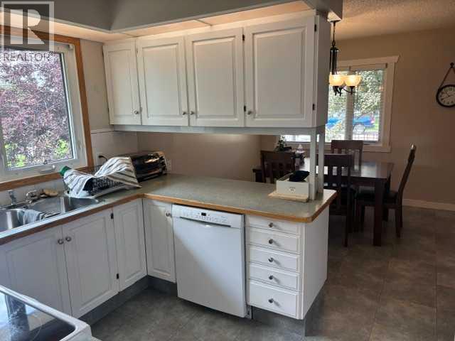 506 2 Street N, Vauxhall, Alberta  T0K 2K0 - Photo 6 - A2334426