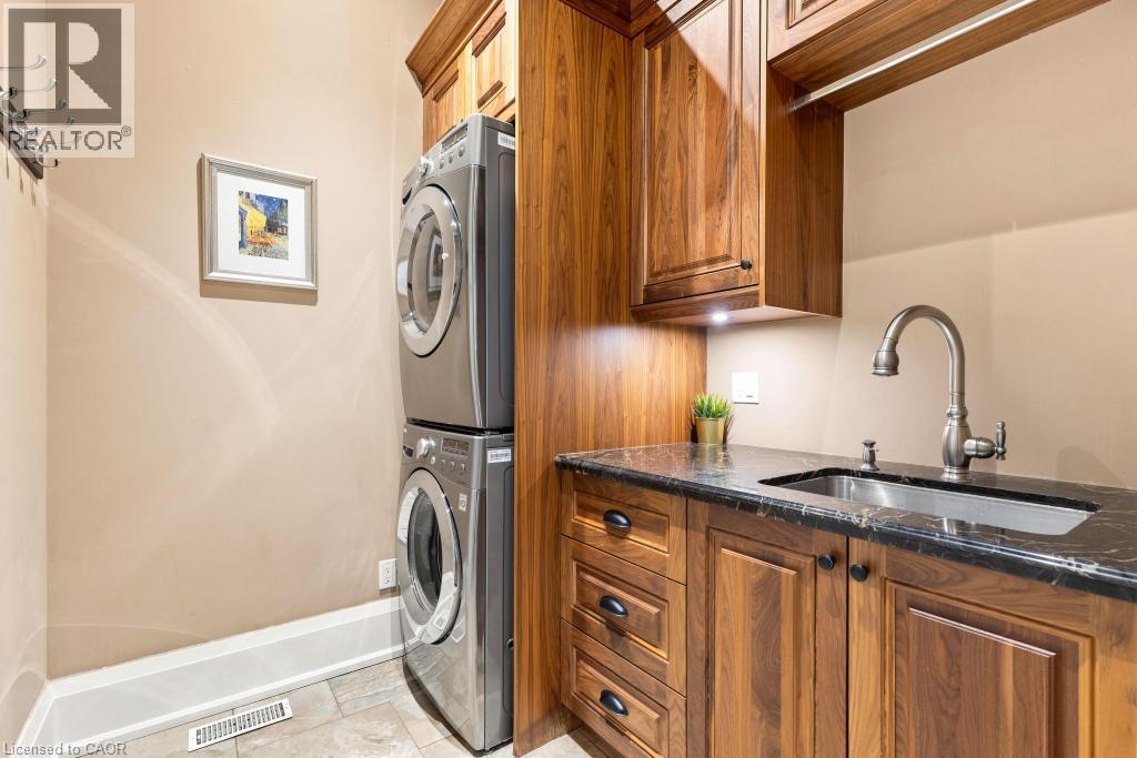 253 Rossmore Boulevard, Burlington, Ontario  L7N 1R4 - Photo 30 - 40852031