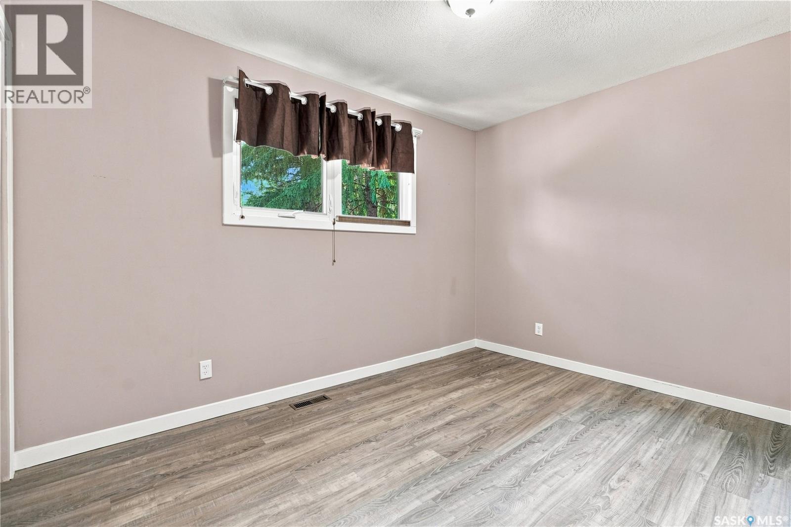 1227 Pascoe Drive E, Moose Jaw, Saskatchewan  S6H 7A2 - Photo 19 - SK044880