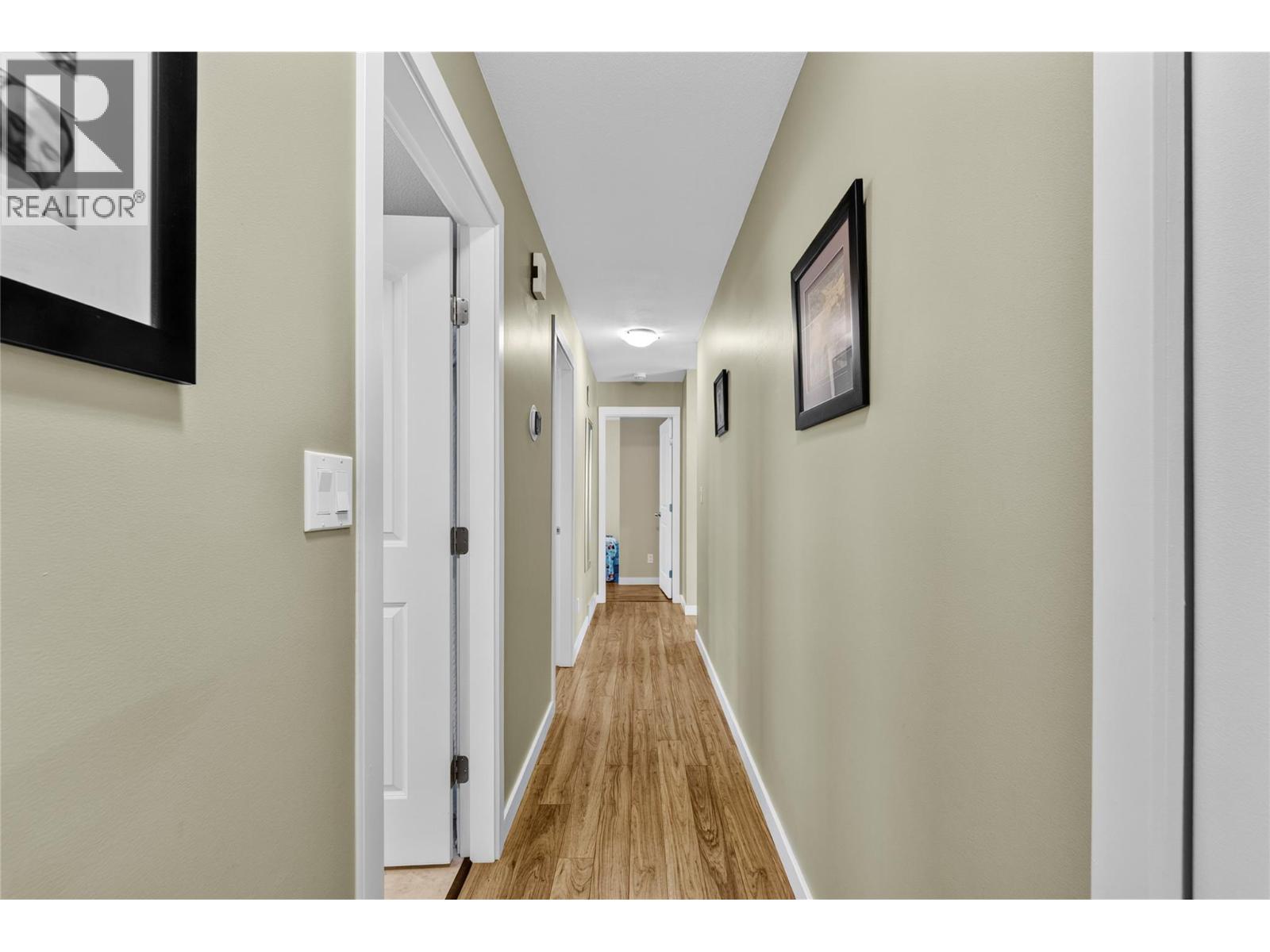 2045 Valleyview Drive, Kamloops, British Columbia  V2C 4C3 - Photo 16 - 10396378