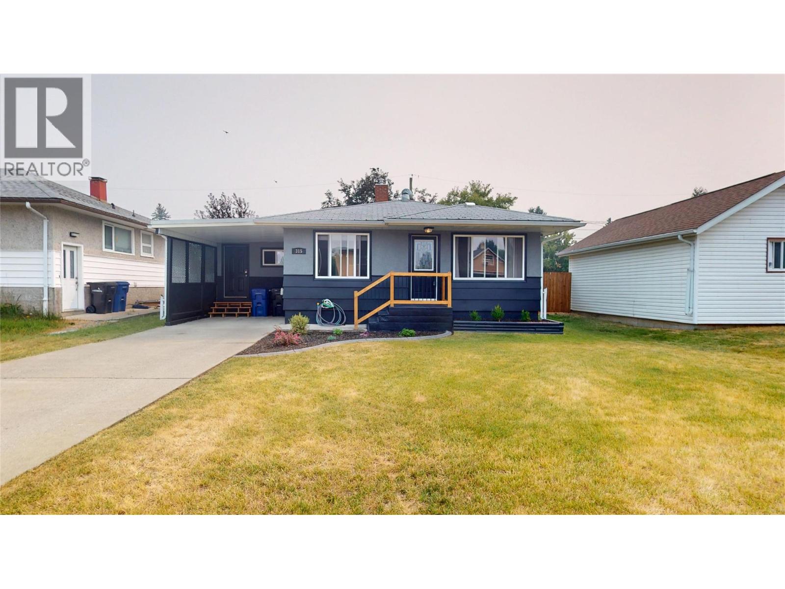 315 5 Street S, Cranbrook, British Columbia  V1C 1J5 - Photo 2 - 10397152