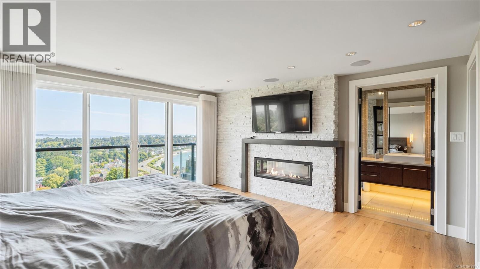 141 Denison Rd, Oak Bay, British Columbia V8S 4K2 - Photo 25 - 1043889