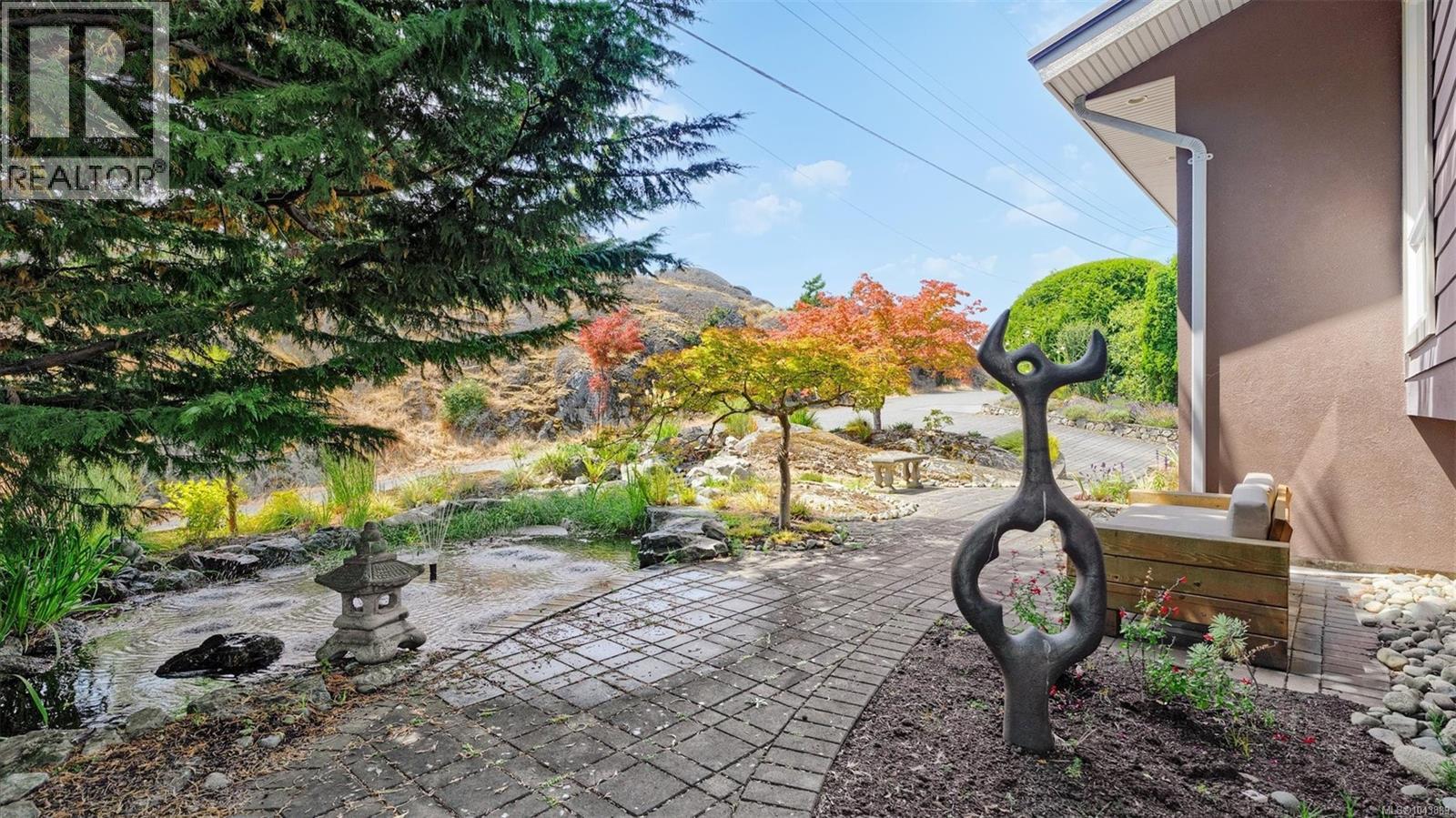 141 Denison Rd, Oak Bay, British Columbia V8S 4K2 - Photo 65 - 1043889