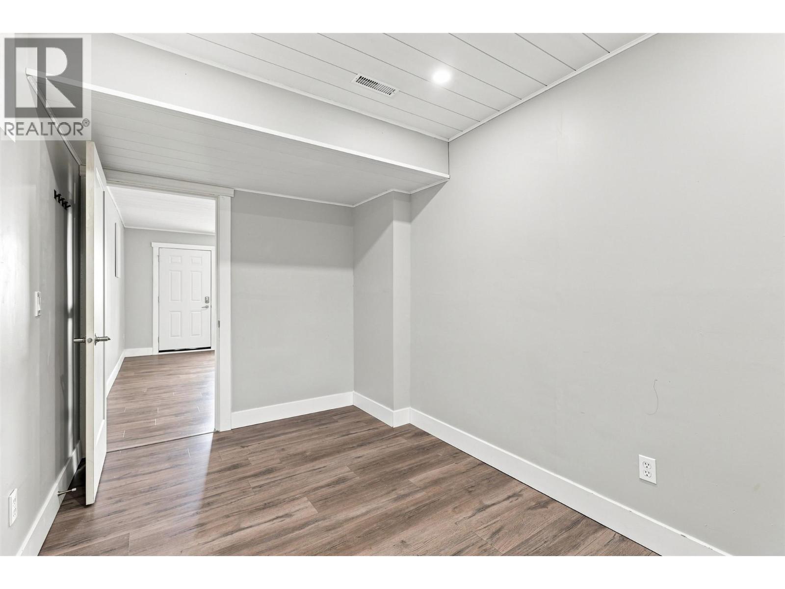 311 Gleneagles Drive, Kamloops, British Columbia  V2E 1Z5 - Photo 13 - 10386768
