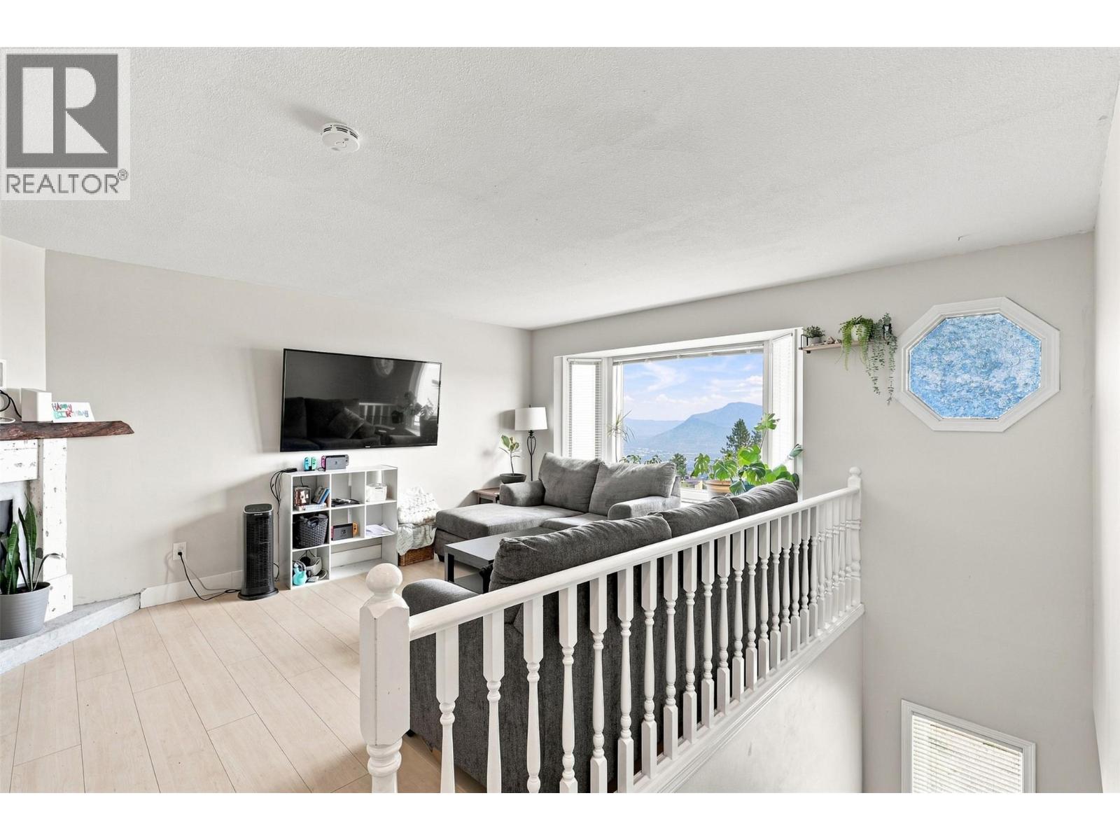 311 Gleneagles Drive, Kamloops, British Columbia  V2E 1Z5 - Photo 18 - 10386768