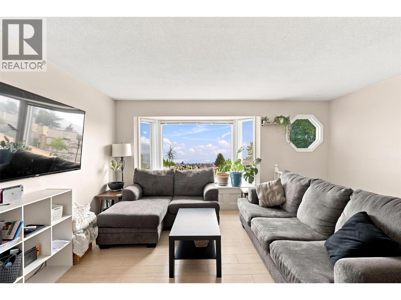 311 Gleneagles Drive, Kamloops, British Columbia  V2E 1Z5 - Photo 19 - 10386768
