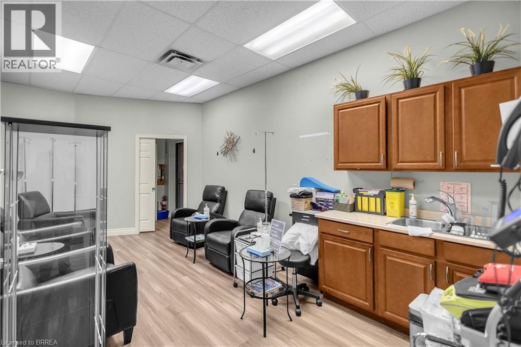 274 King George Road, Brantford, Ontario  N3R 5L6 - Photo 30 - 40853946