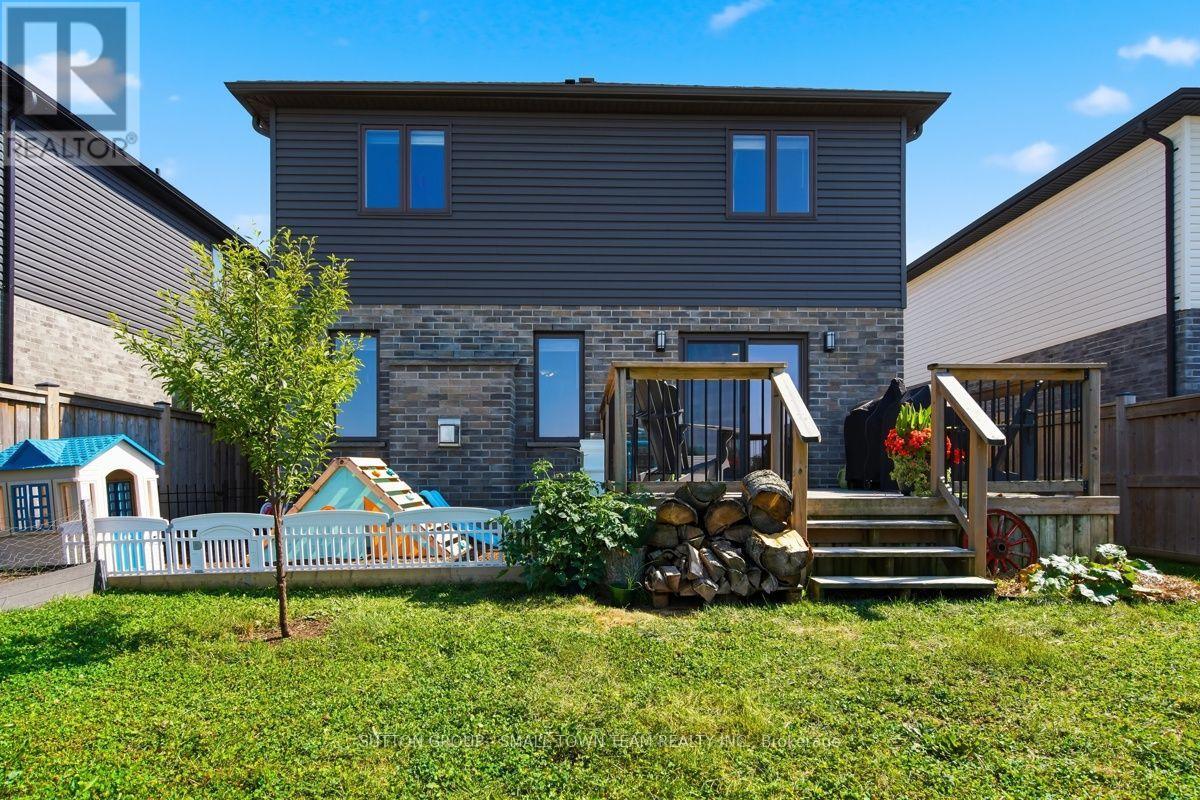 122 Gilmour Drive, Lucan Biddulph, Ontario  N0M 2J0 - Photo 43 - X13652064