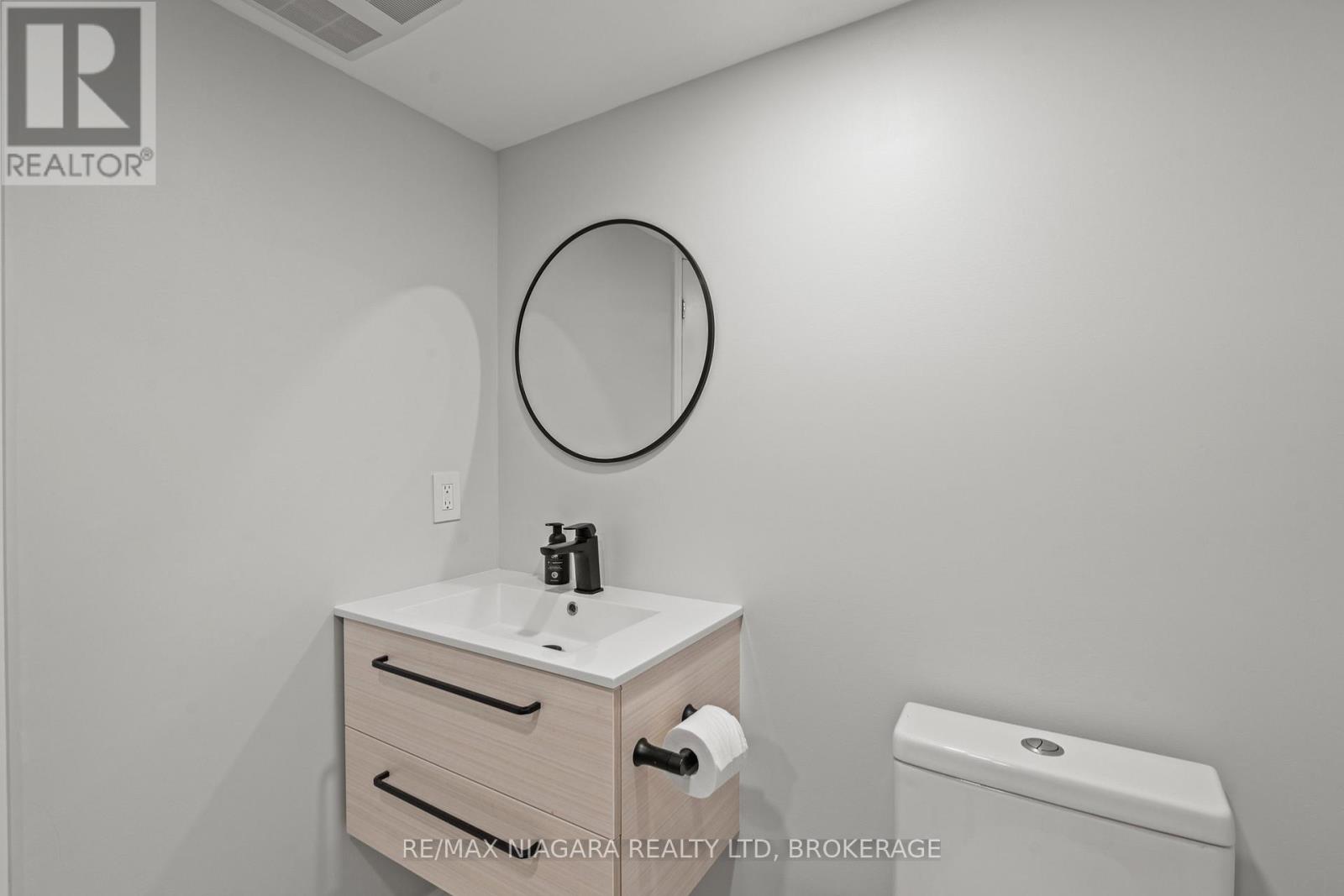 130 John Street W, Niagara-On-The-Lake, Ontario  L0S 1J0 - Photo 32 - X13649874