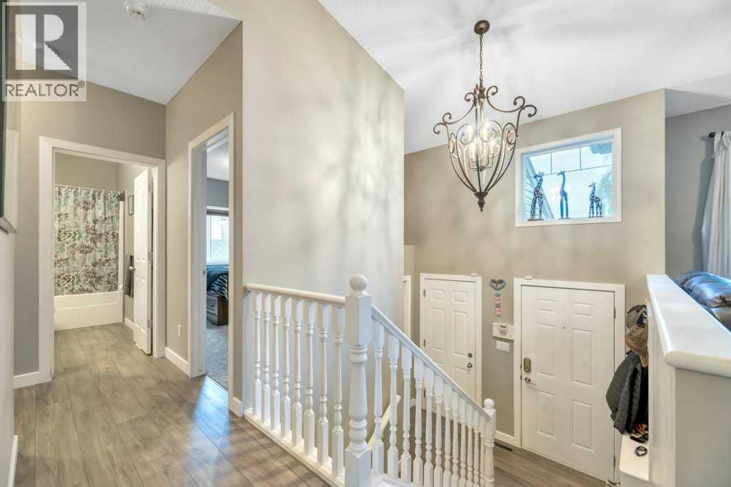 133 Oakmere Point, Chestermere, Alberta  T1X 1M8 - Photo 19 - A2325404