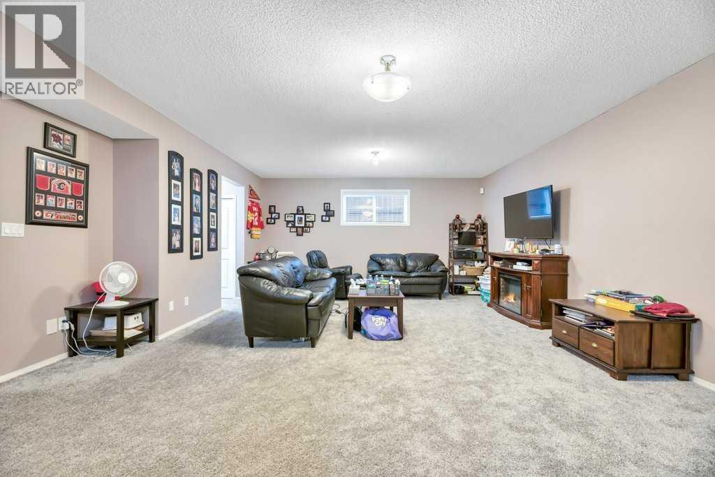 133 Oakmere Point, Chestermere, Alberta  T1X 1M8 - Photo 43 - A2325404
