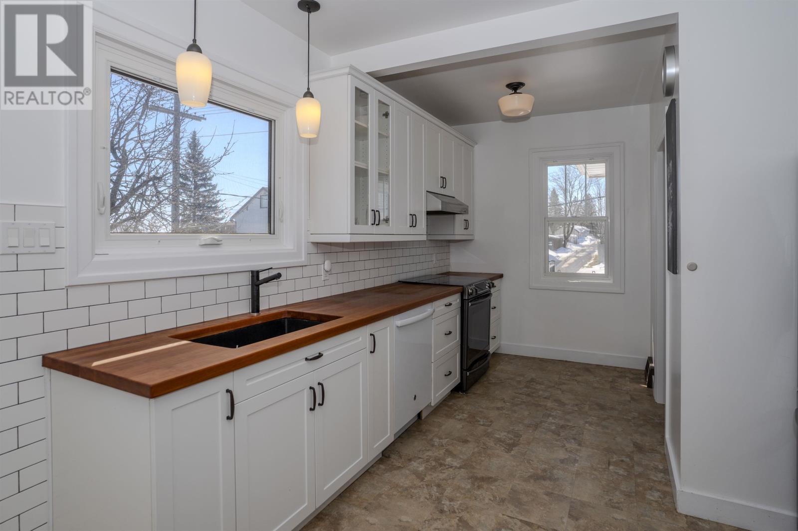 420 Van Norman St, Thunder Bay, Ontario  P7A 4C7 - Photo 11 - TB2601512