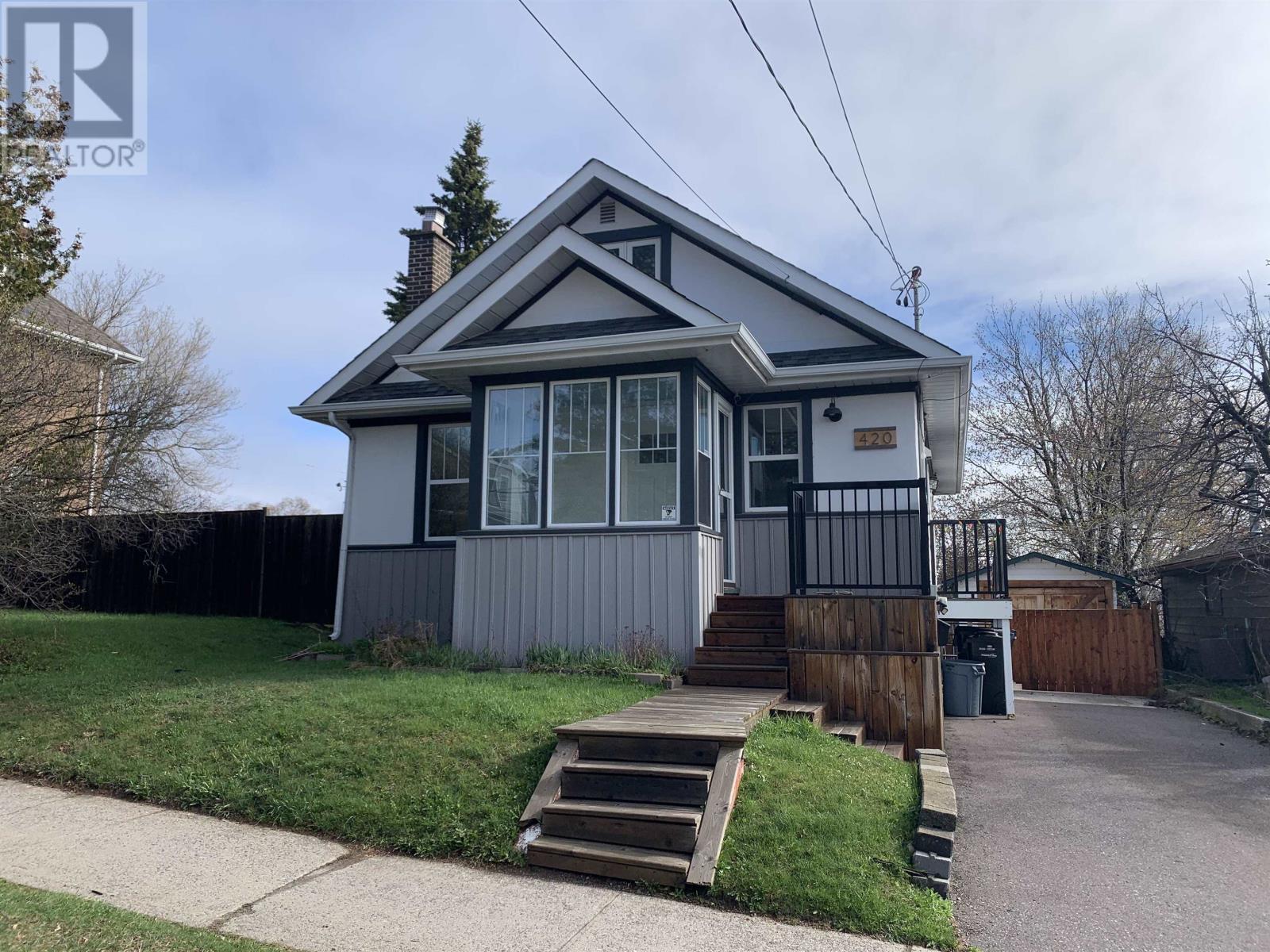 420 Van Norman St, Thunder Bay, Ontario  P7A 4C7 - Photo 2 - TB2601512