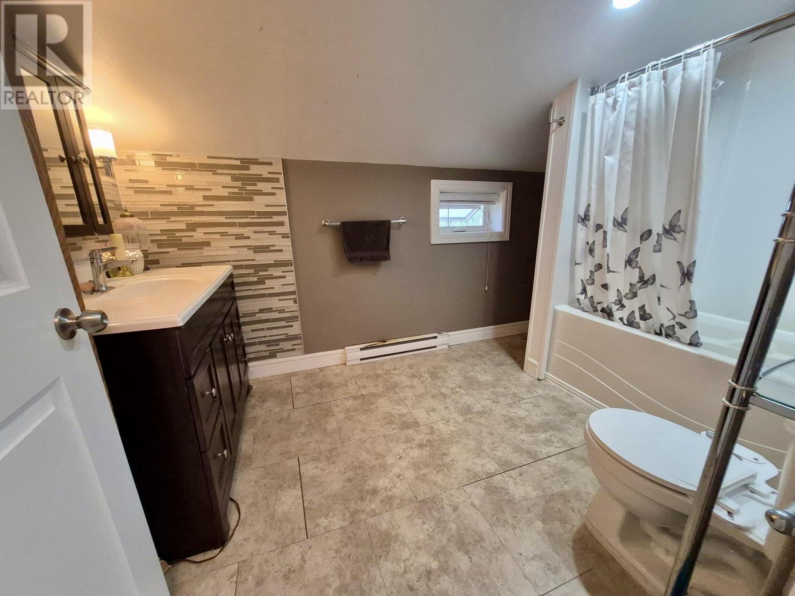 108 First NE Ave, Geraldton, Ontario  P0T 1M0 - Photo 11 - TB2602110
