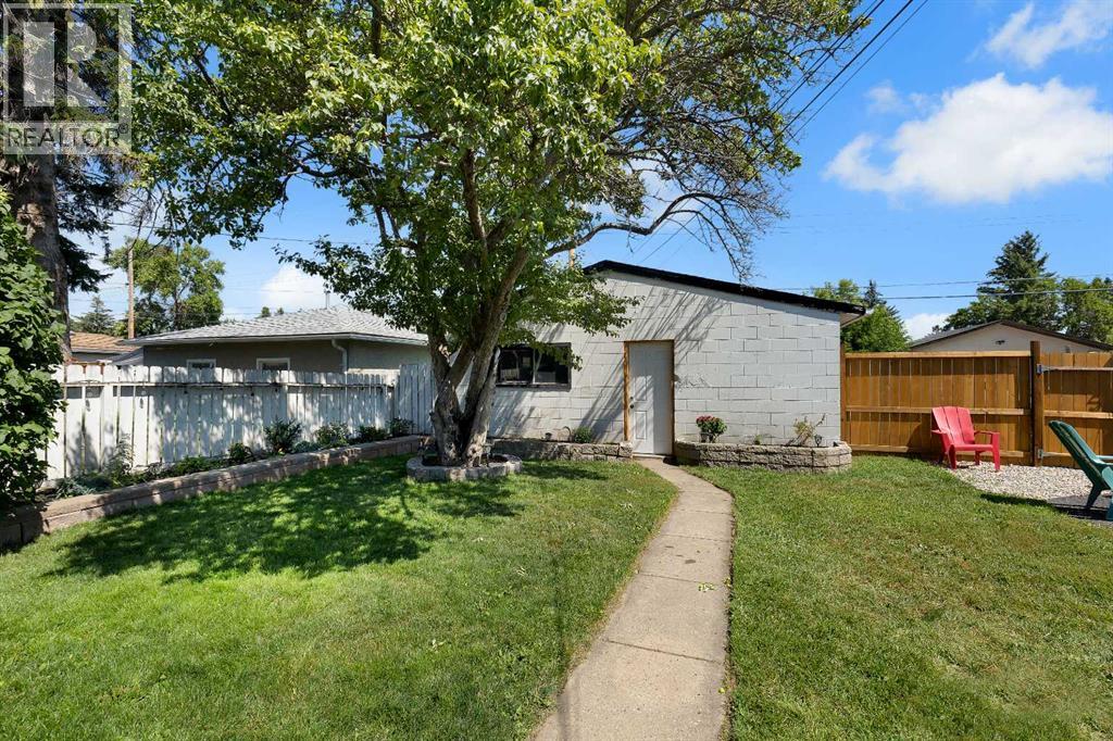 2614 44 Street SE, Calgary, Alberta  T2B 1J6 - Photo 33 - A2333744