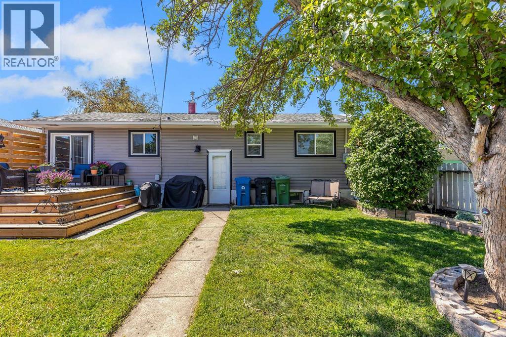 2614 44 Street SE, Calgary, Alberta  T2B 1J6 - Photo 26 - A2333744