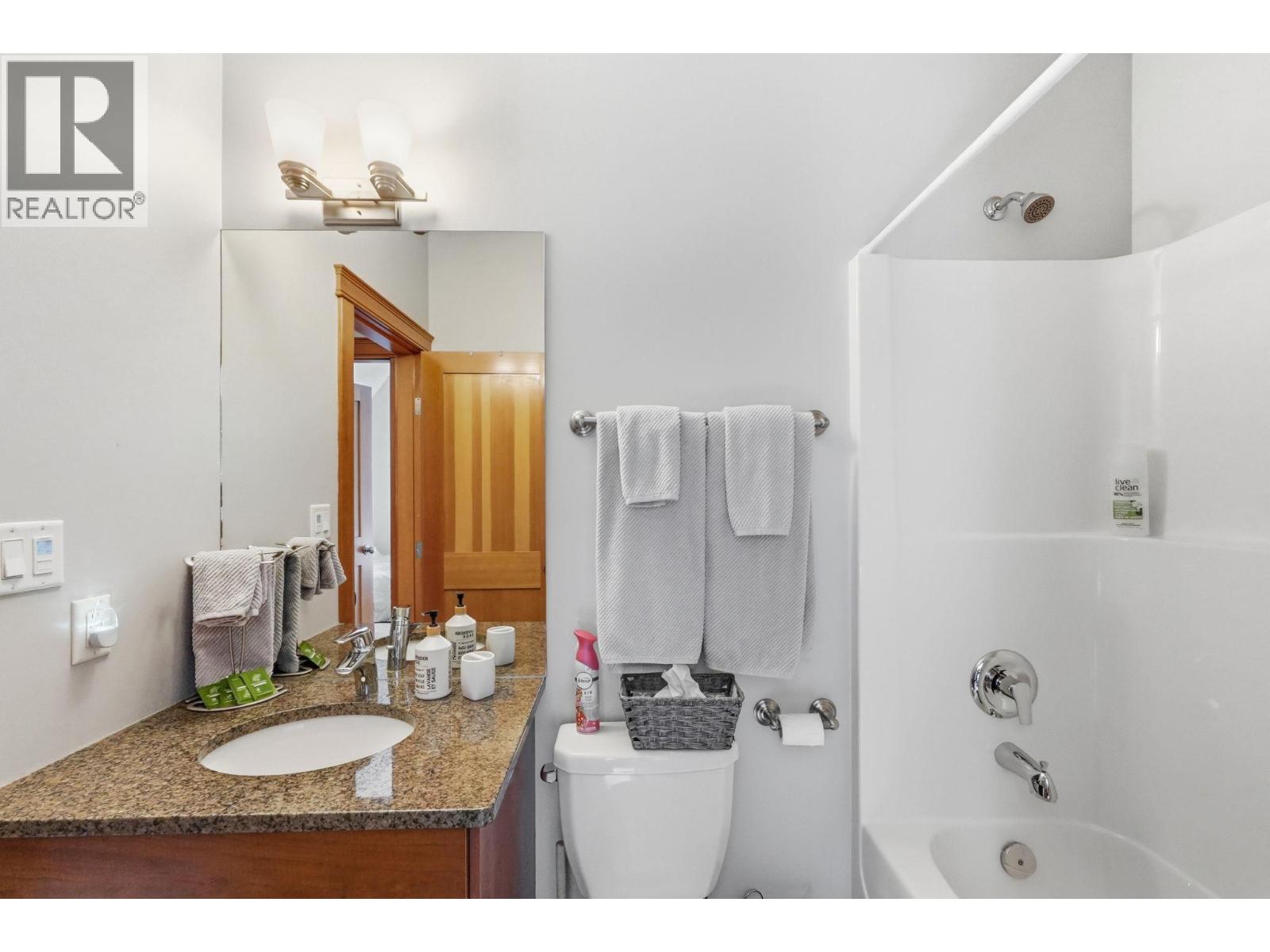 93 Winnipeg Street Unit# 301, Penticton, British Columbia  V2A 5L9 - Photo 33 - 10387533