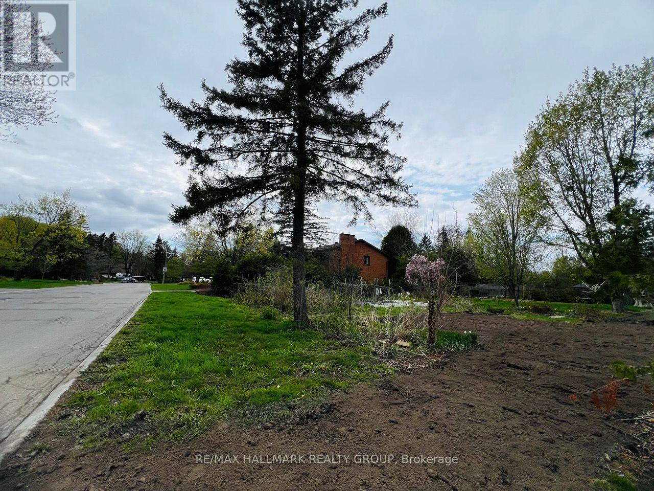 4807 Massey Lane Crescent, Ottawa, Ontario  K1J 6B9 - Photo 2 - X13652080