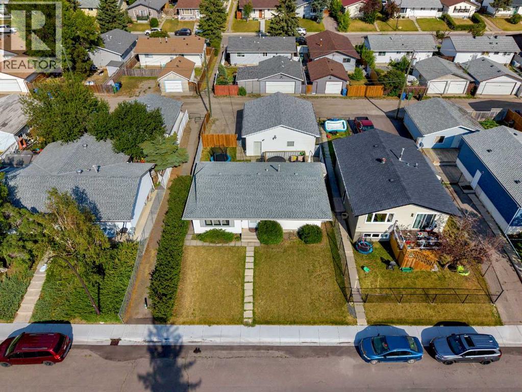 112 Penmeadows Close SE, Calgary, Alberta  T2A 3S2 - Photo 39 - A2335551