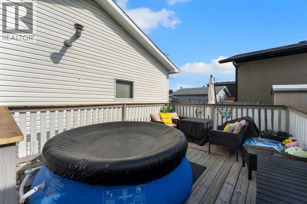112 Penmeadows Close SE, Calgary, Alberta  T2A 3S2 - Photo 28 - A2335551