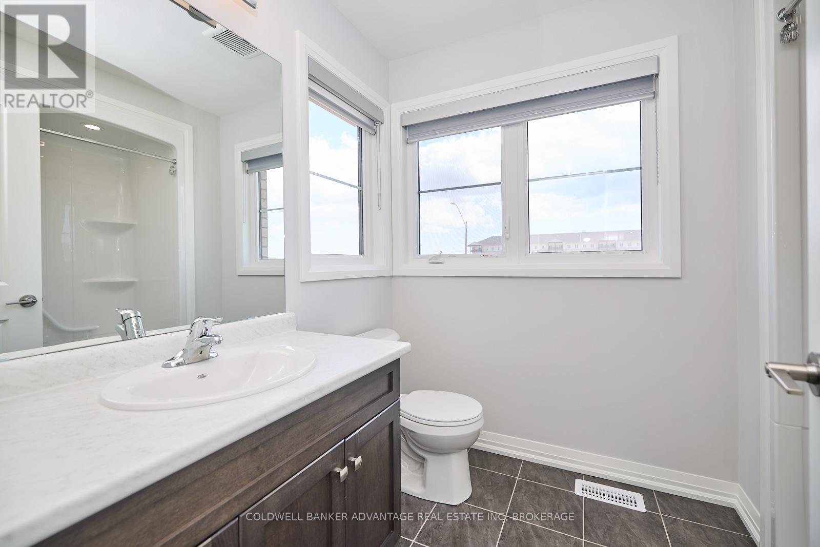 34 West Creek Court, Welland, Ontario  L3C 0K8 - Photo 17 - X13652030