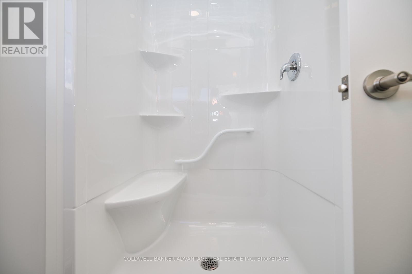 34 West Creek Court, Welland, Ontario  L3C 0K8 - Photo 18 - X13652030