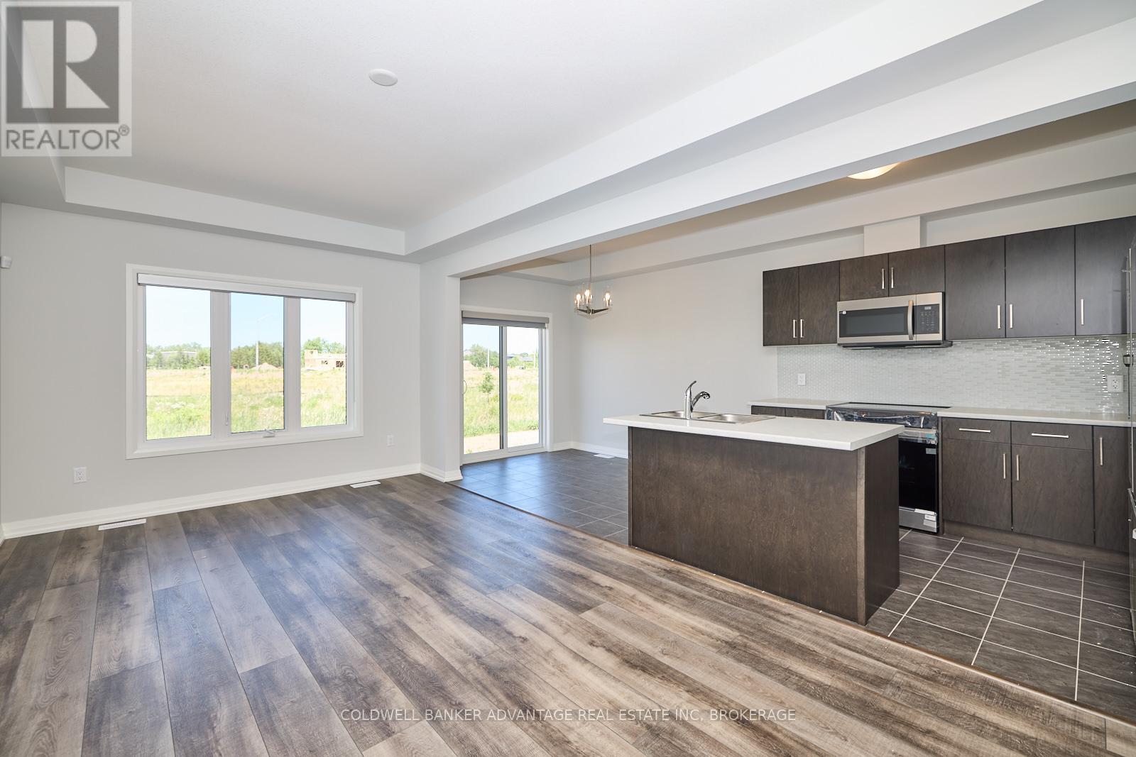 34 West Creek Court, Welland, Ontario  L3C 0K8 - Photo 6 - X13652030