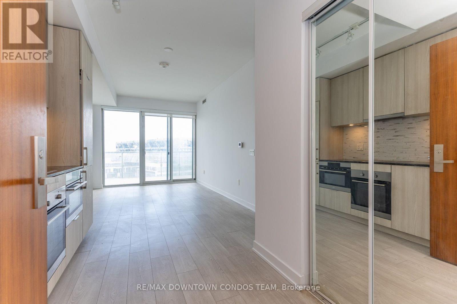 1410 - 15 Queens Quay Street, Toronto, Ontario  M5E 0A4 - Photo 4 - C13651948