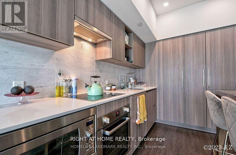 3309 - 19 Bathurst Street, Toronto, Ontario  M5V 0N2 - Photo 4 - C13652136