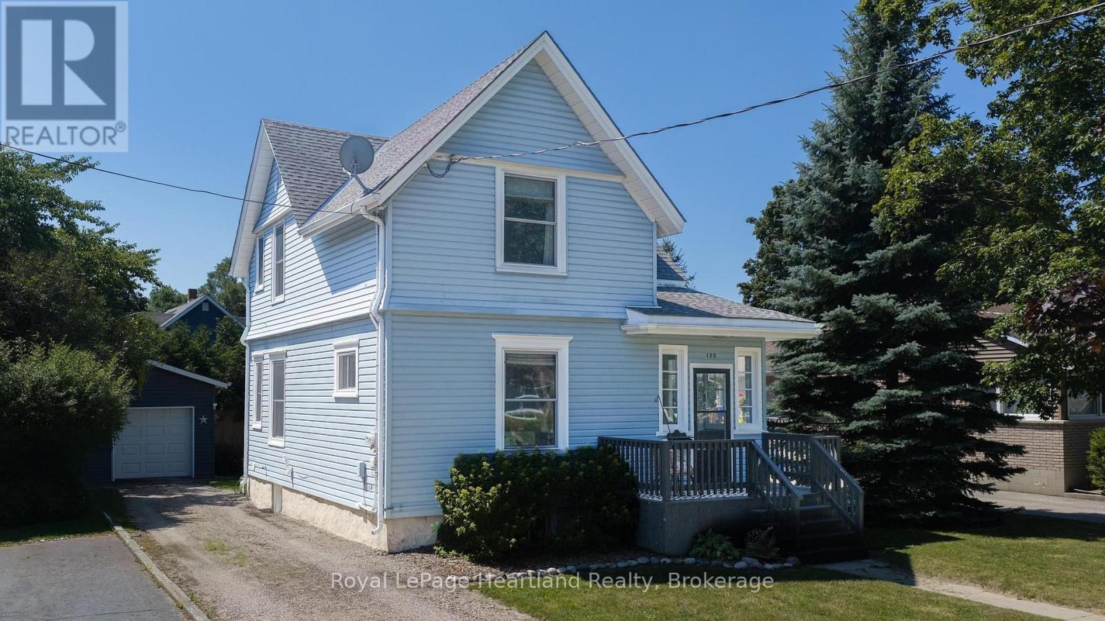 122 Nelson Street E, Goderich (Goderich (Town)), Ontario  N7A 1R9 - Photo 2 - X13652094