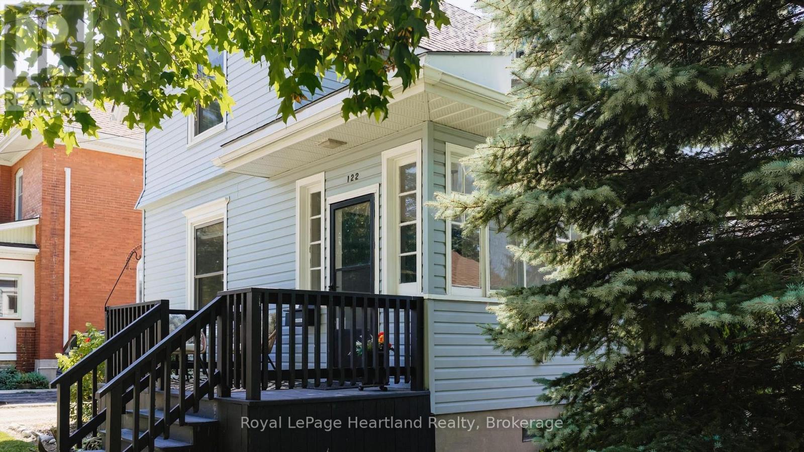 122 Nelson Street E, Goderich (Goderich (Town)), Ontario  N7A 1R9 - Photo 3 - X13652094
