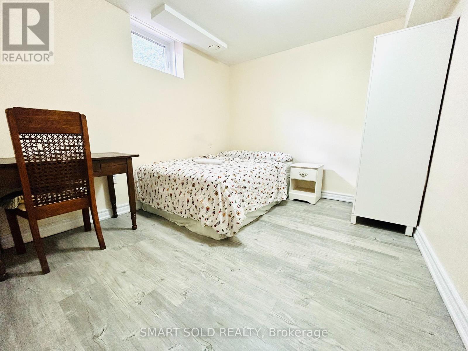 38 Challenger Court, Toronto, Ontario  M1C 4Z4 - Photo 1 - E13651952