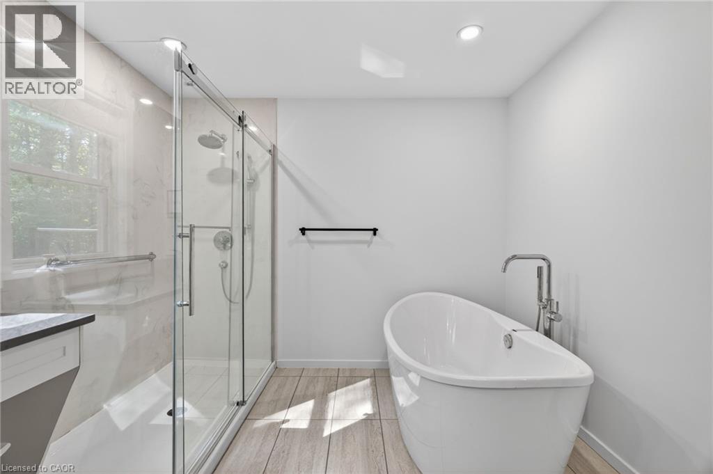 223 Ontario Street, Grand Bend, Ontario  N0M 1T0 - Photo 19 - 40832542