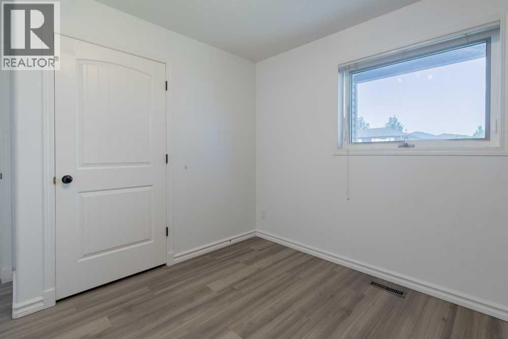 3, 750 Heritage Boulevard W, Lethbridge, Alberta  T1K 7Z6 - Photo 10 - A2329479