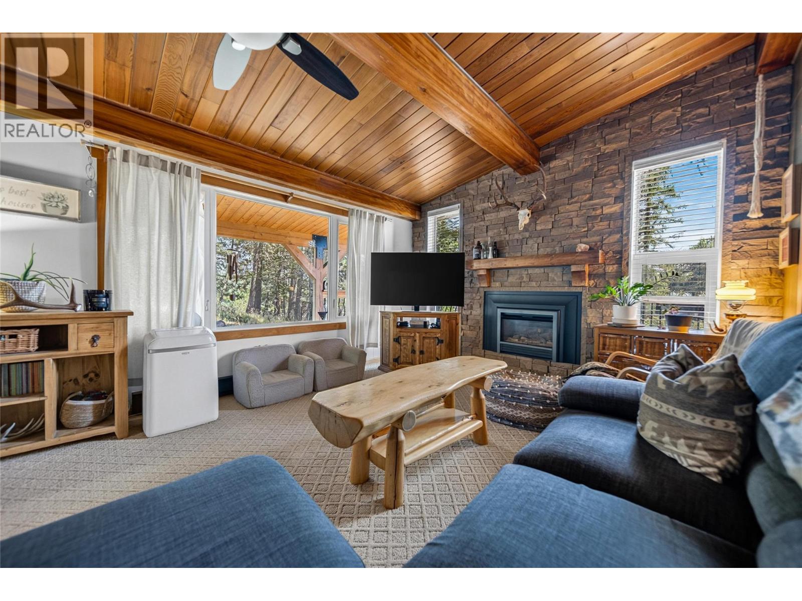 6740 Rosen Lake Road, Jaffray, British Columbia  V0B 1T0 - Photo 10 - 10396262