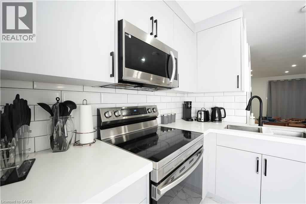 136 Jansen Avenue, Kitchener, Ontario N2A 2L7 - Photo 13 - 40842416