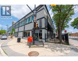 196 Christina STREET North, Sarnia, Ontario