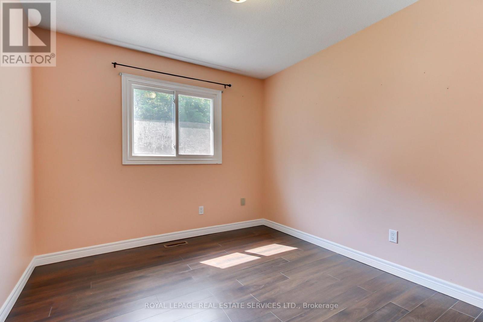 51 Nottawasaga Drive, Essa (Angus), Ontario  L0M 1B0 - Photo 21 - N13651978
