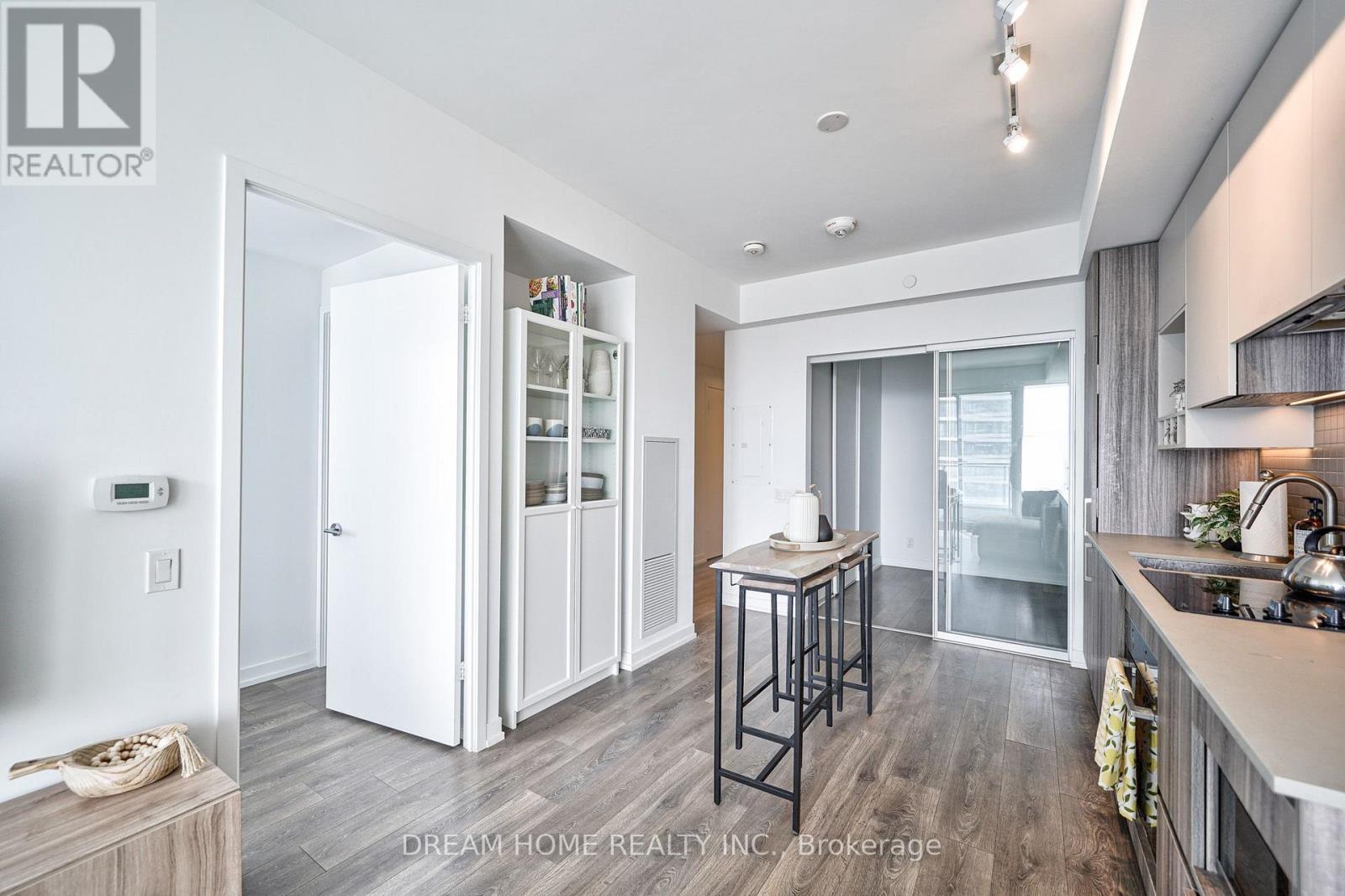 1908 - 898 Portage Parkway, Vaughan, Ontario  L4K 0J6 - Photo 7 - N13652026