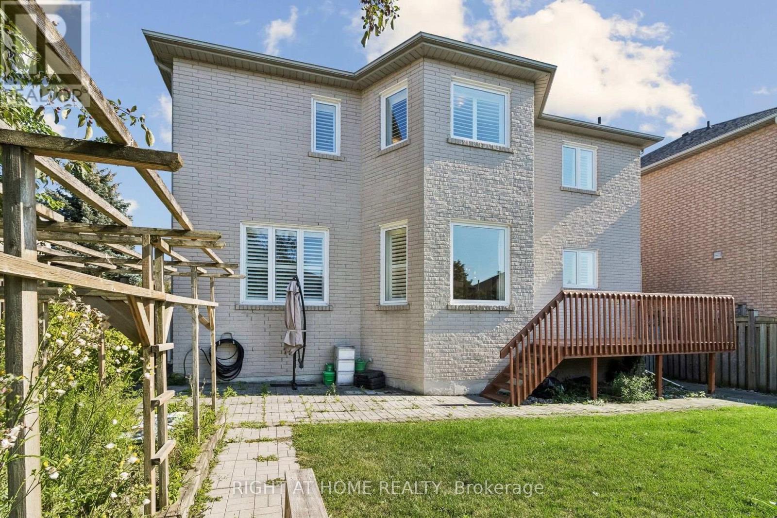 35 Palace Court, Richmond Hill, Ontario  L4B 4C3 - Photo 30 - N13652072