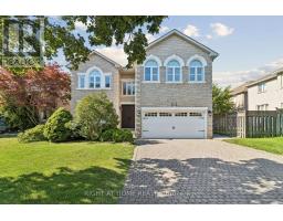 35 PALACE COURT, Richmond Hill, Ontario