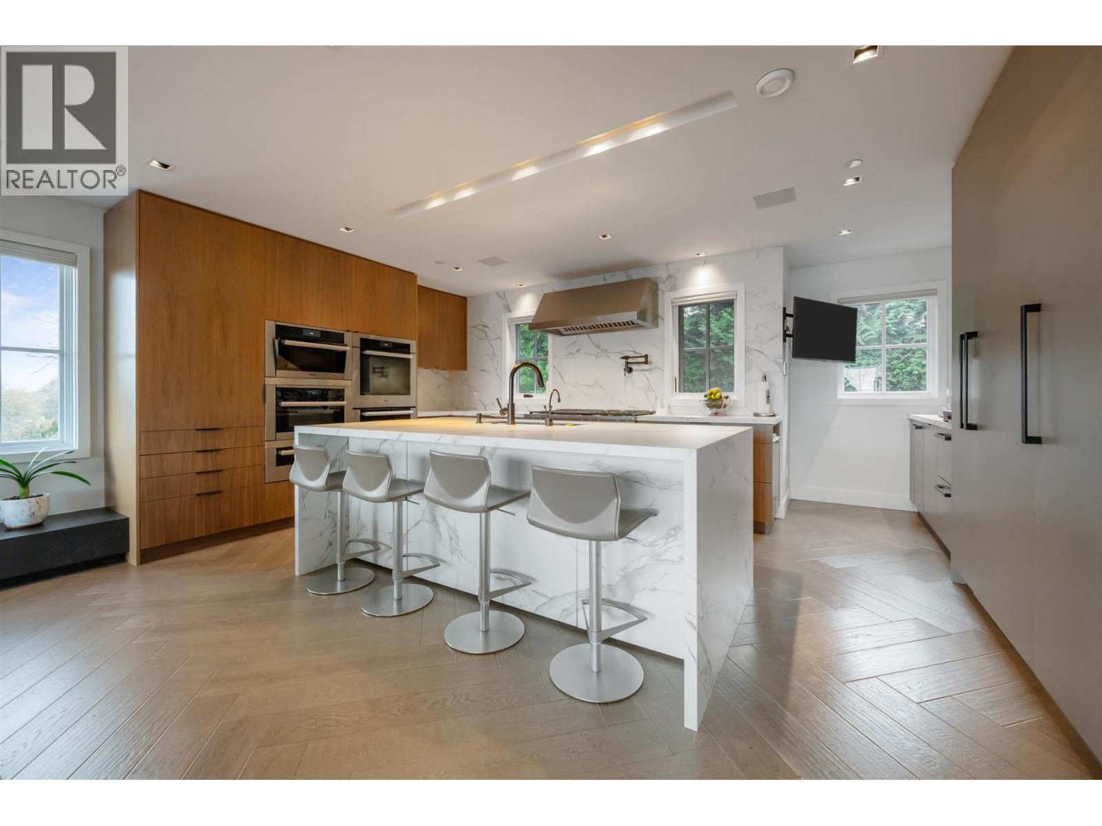 4546 Langara Avenue, Vancouver, British Columbia  V6R 1C8 - Photo 8 - R3111452