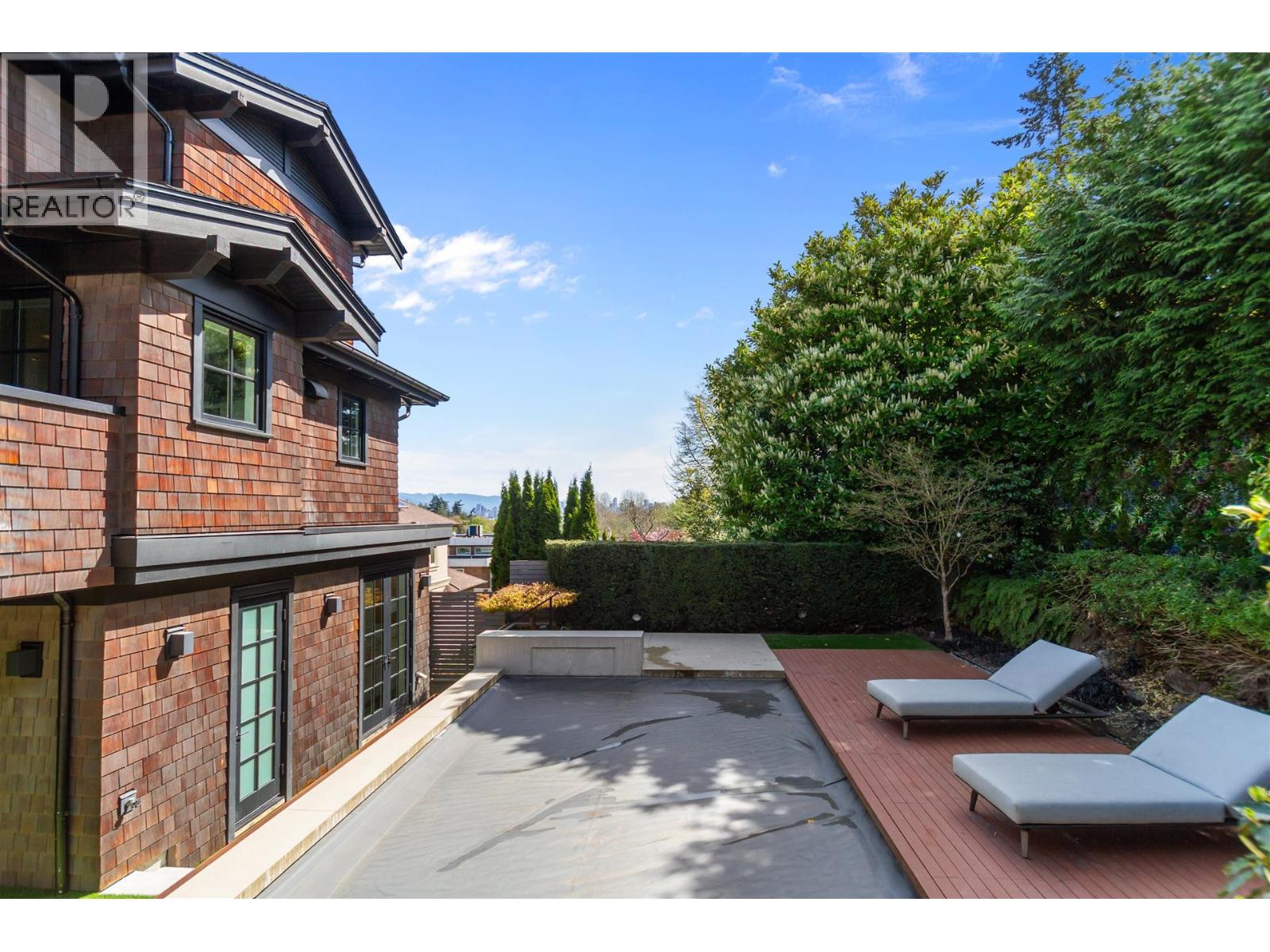 4546 Langara Avenue, Vancouver, British Columbia  V6R 1C8 - Photo 30 - R3111452