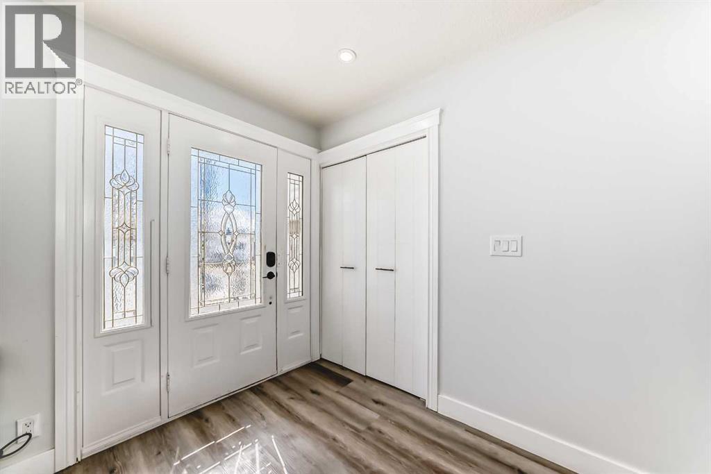 204 Whiteview Close NE, Calgary, Alberta  T1Y 1R3 - Photo 5 - A2303861